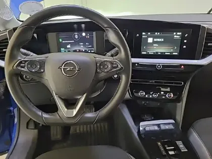 Photo 7 Opel Mokka  Electrique 136 ch & Batterie 50 kWh