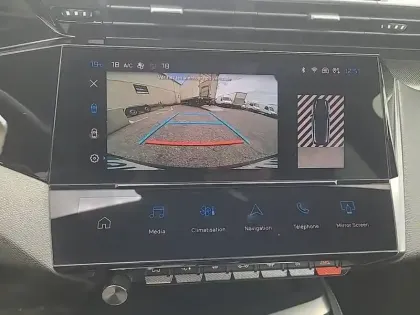 Photo 14 Peugeot 308  PHEV 180 e-EAT8