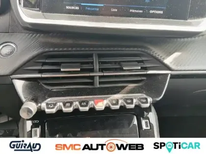 Photo 38 Peugeot 208  PureTech 100 S&S EAT8