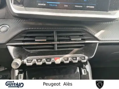 Photo 17 Peugeot 208  PureTech 100 S&S EAT8