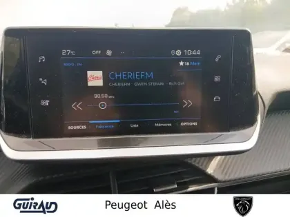 Photo 18 Peugeot 208  PureTech 100 S&S EAT8