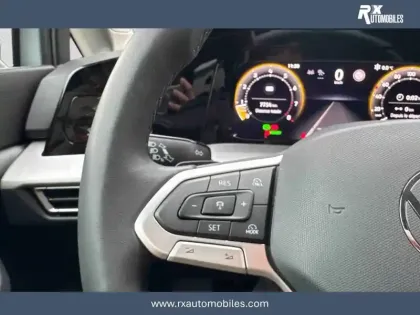 Photo 51 Volkswagen Golf  SW 1.5 eTSI EVO2 116 DSG7