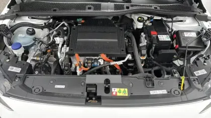 Photo 6 Opel Corsa  Electrique 136 ch & Batterie 50 kw/h Elegance