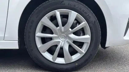 Photo 13 Opel Corsa  Electrique 136 ch & Batterie 50 kw/h Elegance