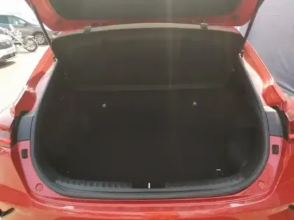 Photo 12 Kia Xceed  1.6 GDi 105ch + Plug-In 60.5ch Design DCT6 MY22