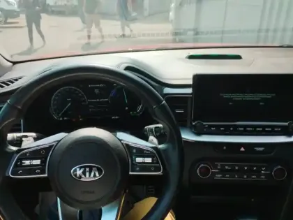 Photo 13 Kia Xceed  1.6 GDi 105ch + Plug-In 60.5ch Design DCT6 MY22