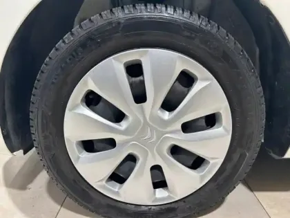 Photo 11 Citroën C1  VTi 68 Feel 5p