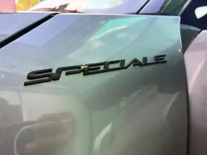 Photo 9 Alfa Romeo Junior  1.2 Ibrida 136ch Speciale DCT6