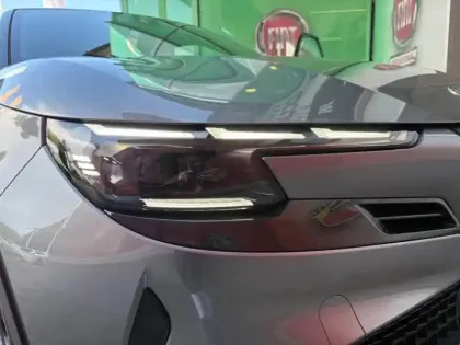 Photo 7 Alfa Romeo Junior  1.2 Ibrida 136ch Speciale DCT6