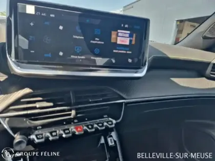 Photo 14 Peugeot 2008  1.2 Hybrid 145ch GT e-DCS6