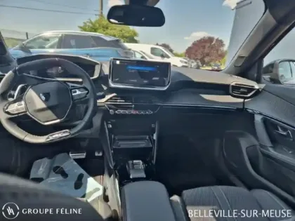 Photo 7 Peugeot 2008  1.2 Hybrid 145ch GT e-DCS6