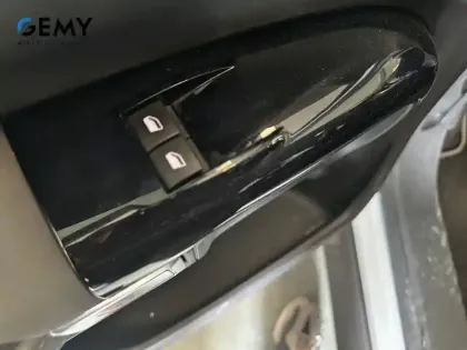 Photo 11 Citroën C4 Cactus  PureTech 110 S&S EAT6