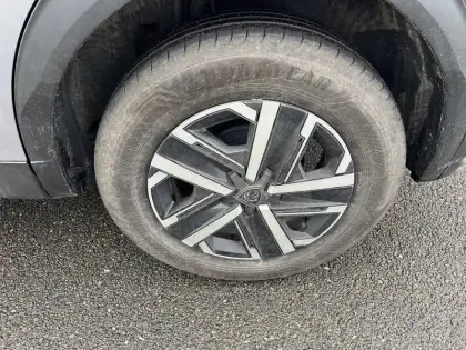 Photo 39 Peugeot 2008  100 S&S BVM6