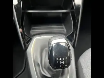 Photo 56 Peugeot 2008  100 S&S BVM6