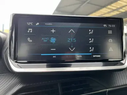 Photo 52 Peugeot 2008  100 S&S BVM6