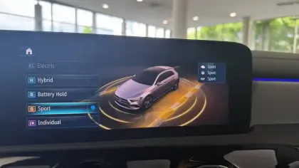 Photo 57 Mercedes Classe A  250 e Hybrid EQ 8G-DCT