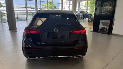 Photo 60 Mercedes Classe A  250 e Hybrid EQ 8G-DCT