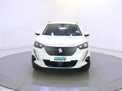 Photo 1 Peugeot 2008  Moteur électrique 136 ch