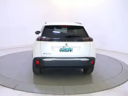 Photo 6 Peugeot 2008  Moteur électrique 136 ch