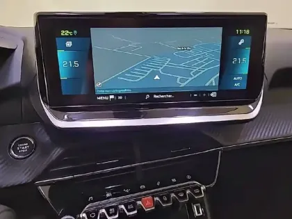 Photo 18 Peugeot 2008  Moteur électrique 136 ch