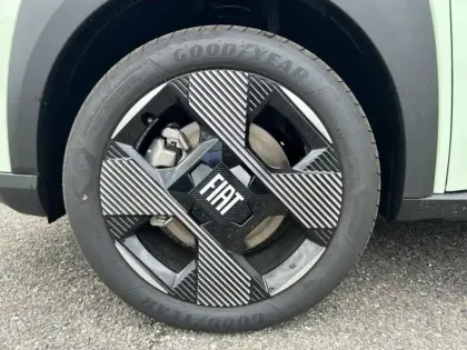 Photo 4 Fiat Grande Panda  Electrique 113ch La Prima