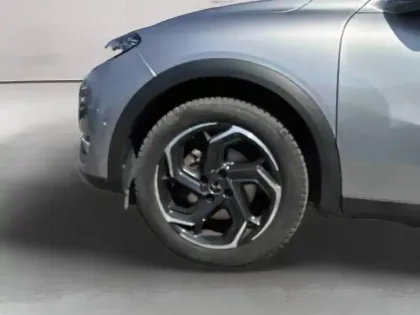 Photo 10 DS DS 3  Crossback BlueHDi 130ch Grand Chic Automatique 98g