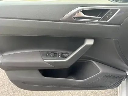 Photo 33 Volkswagen Polo  1.0 TSI 95 S&S BVM5