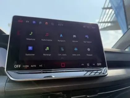 Photo 50 Volkswagen Golf  1.5 eHybrid 204 DSG6