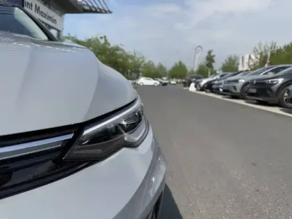 Photo 34 Volkswagen Golf  1.5 eHybrid 204 DSG6