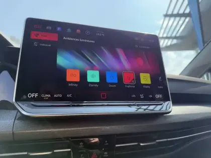 Photo 53 Volkswagen Golf  1.5 eHybrid 204 DSG6