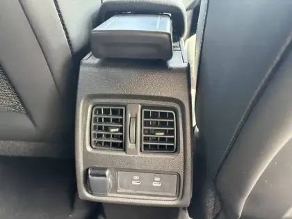 Photo 16 Renault Symbioz  E-Tech full hybrid 145