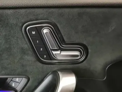 Photo 54 Mercedes Classe A  250 e Hybrid EQ 8G-DCT