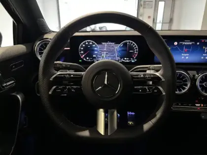 Photo 27 Mercedes Classe A  250 e Hybrid EQ 8G-DCT