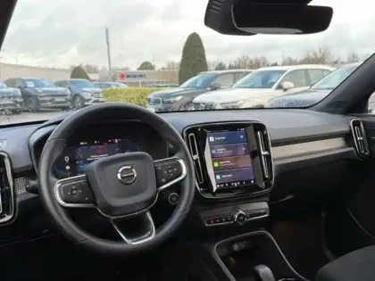 Photo 12 Volvo Xc40  B3 163 ch DCT7