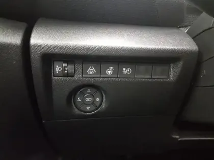 Photo 16 Citroën C4 e- 136 ch Automatique Feel Pack Business