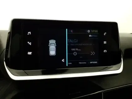 Photo 25 Peugeot 2008  Electrique 54 kWh 156 ch Allure