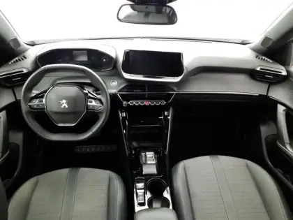 Photo 9 Peugeot 2008  Electrique 54 kWh 156 ch Allure