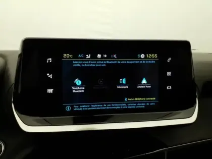 Photo 10 Peugeot 2008  Electrique 54 kWh 156 ch Allure