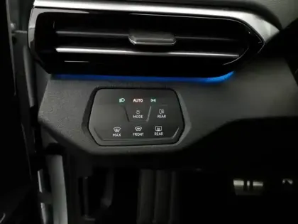 Photo 18 Volkswagen Id.4  174 ch Pro Business