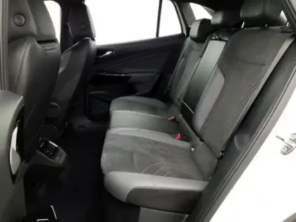 Photo 22 Volkswagen Id.4  174 ch Pro Business