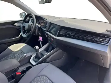 Photo 39 Audi A1  Sportback 30 TFSI 110 ch BVM6