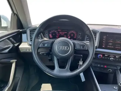 Photo 46 Audi A1  Sportback 30 TFSI 110 ch BVM6