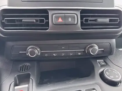 Photo 17 Citroën Berlingo E- VAN M 800 100 KW (136 CH) BATTERIE 50 KWH