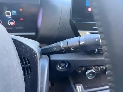 Photo 21 Citroën C4  PureTech 130 S&S EAT8 Shine