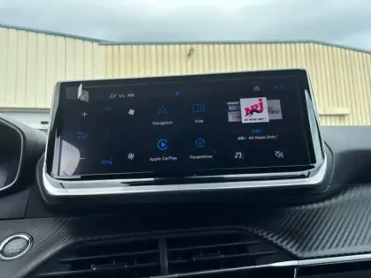 Photo 14 Peugeot 2008  Electrique 54 kWh 156 ch