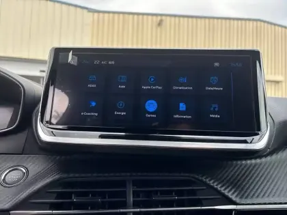 Photo 23 Peugeot 2008  Electrique 54 kWh 156 ch