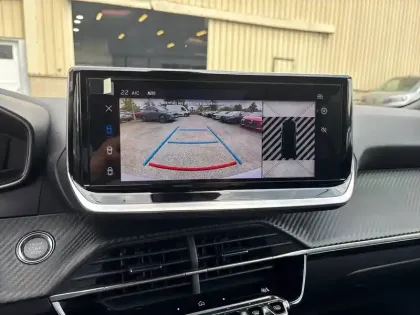 Photo 20 Peugeot 2008  Electrique 54 kWh 156 ch