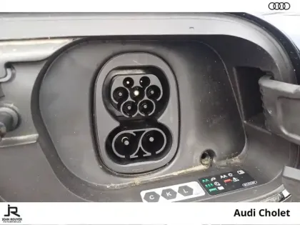 Photo 9 Audi Q4  e-tron 45 285 ch 82 kWh