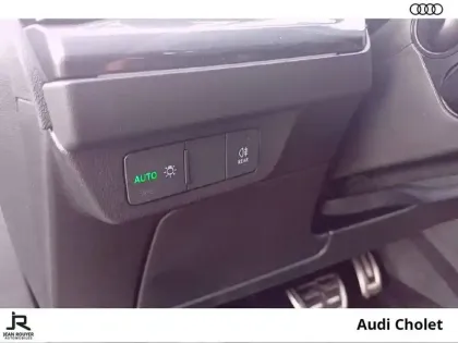 Photo 19 Audi Q4  e-tron 45 285 ch 82 kWh