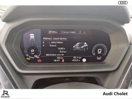 Photo 30 Audi Q4  e-tron 45 285 ch 82 kWh